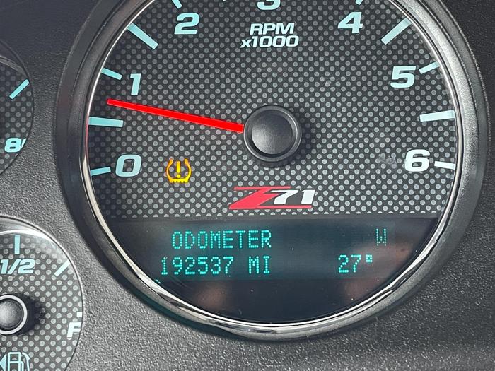 2013 chevrolet silverado-crew-cab-(4-door) 1500-ltz with 192537 miles for sale near elk-river, minnesota 3e2dc241b01f415787555a533e51c348.jpg