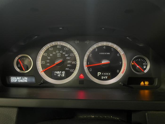 2013 volvo xc90 3.2 with 148200 miles for sale near elk-river, minnesota 3e2fd0a71ad84408b5cc173753c6dfbc.jpg