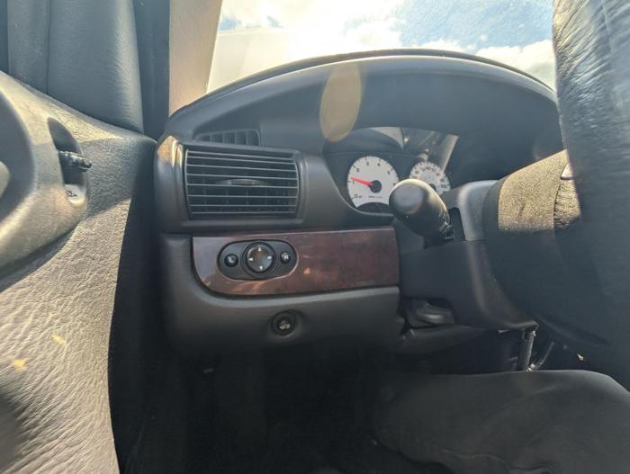 2001 dodge stratus sedan-se with 193693 miles for sale near elk-river, minnesota 3e30c6d14e824a70aac7c70cf7b1f1d6.jpg
