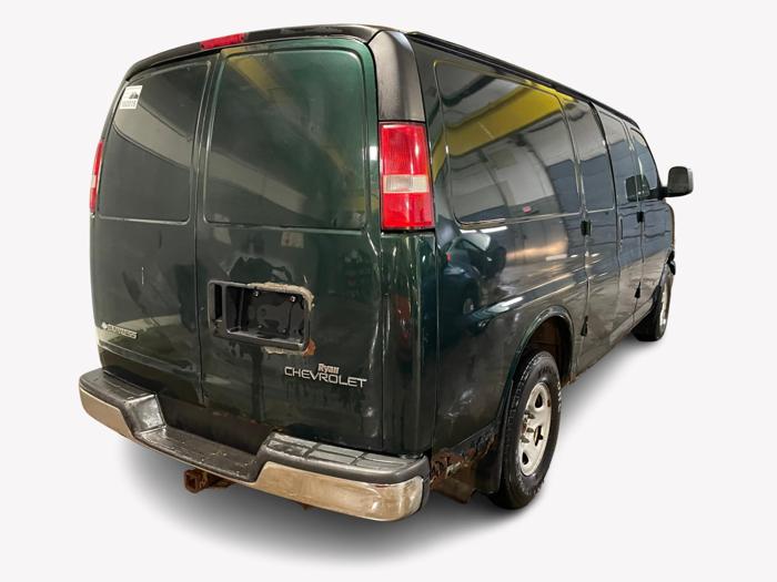 2003 chevrolet express 2500 with 401128 miles for sale near elk-river, minnesota 3e3fe838ed274452a6e1494f2c7cac16.jpg