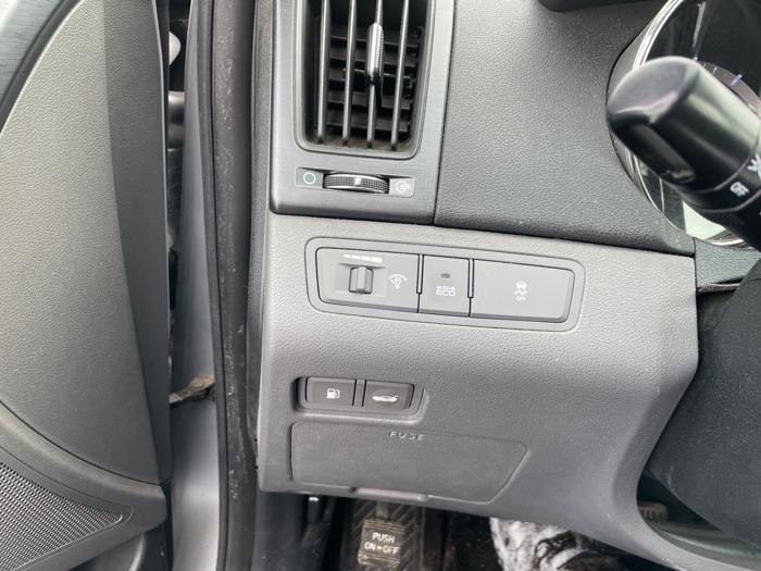 2012 hyundai sonata limited-auto with 152315 miles for sale near elk-river, minnesota 3e49f586a18e4396becebe0308568e1b.jpeg