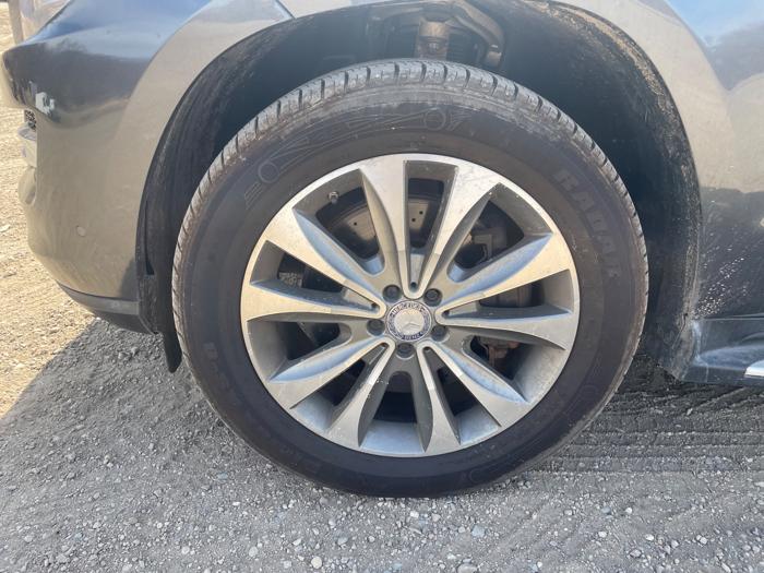 2013 mercedes-benz gl-class gl450-4matic with 122669 miles for sale near jordan, minnesota 3e4dfe51335e4f6697e19e91ec1416fa.jpeg