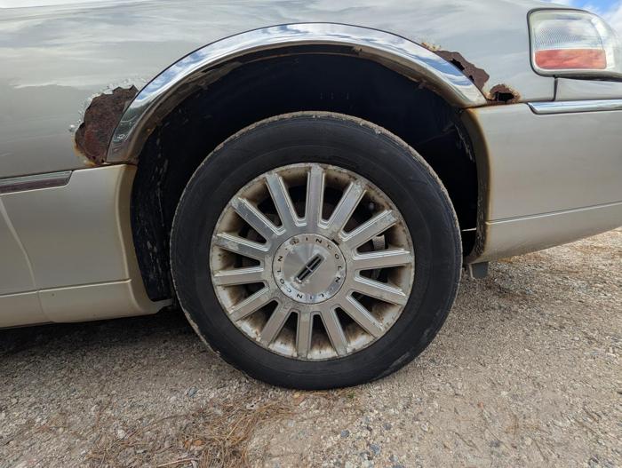 2003 lincoln town-car signature for sale near elk-river, minnesota 3e5e937412ad41618f0a248044bc4c8d.jpg