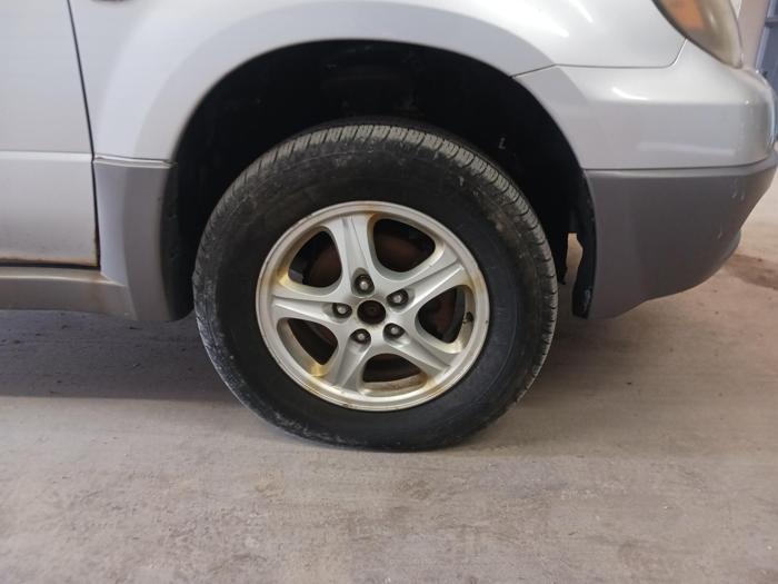 2003 mitsubishi outlander ls-awd with 231854 miles for sale near elk-river, minnesota 3ee906c1e9fa40628cf390af13742b2d.jpg