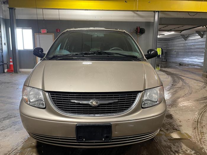 2002 chrysler town-and-country lx with 129653 miles for sale near elk-river, minnesota 3f09c6c590cc465392c2c767c0fcaf79.jpg