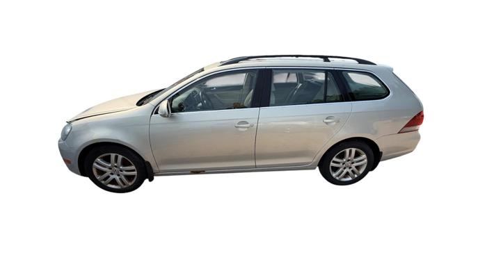2011 volkswagen jetta-sportwagen 2.0l-tdi with 154320 miles for sale near elk-river, minnesota 3f157bc1ffb14b8a85a617432535d01a.jpg