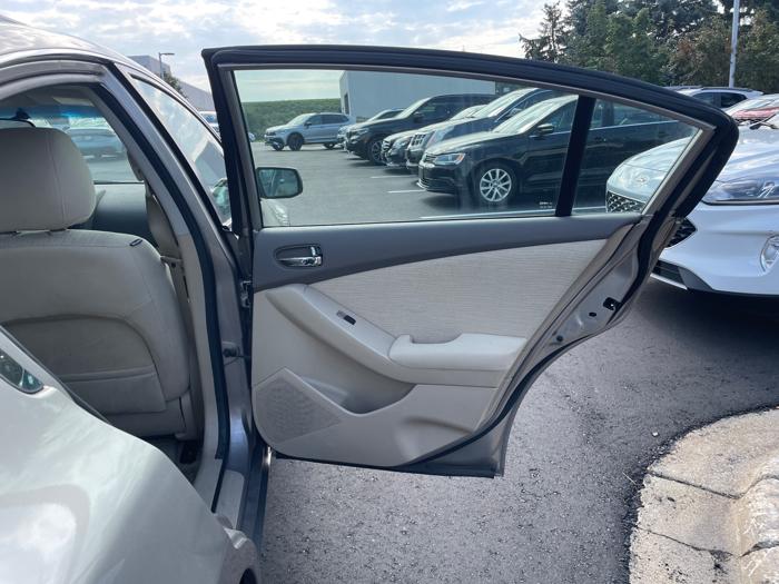 2012 nissan altima 2.5-s with 123014 miles for sale near elk-river, minnesota 3f1c779176f0450292b46261cb29c68c.jpeg