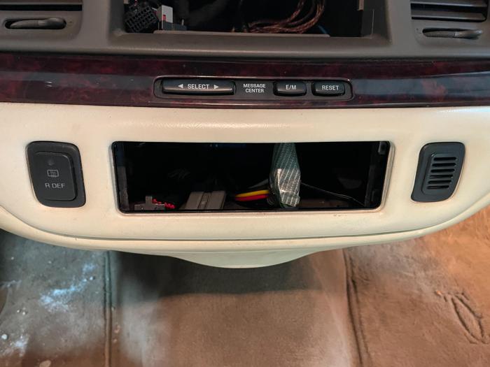 1997 lincoln town-car with 211180 miles for sale near elk-river, minnesota 3f47d3f91034426c93a2cacb95083675.jpg