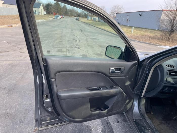 2010 ford fusion se with 149381 miles for sale near elk-river, minnesota 3f4e705c8e764efbb440ecf67ab97ff6.jpg