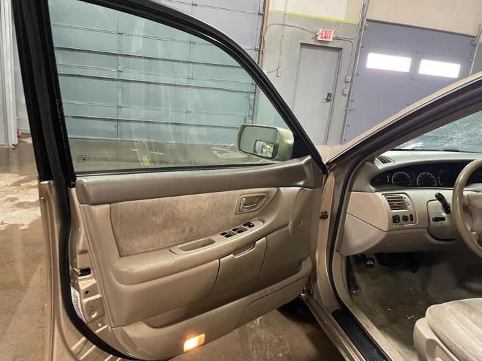 2001 toyota avalon xl with 256587 miles for sale near elk-river, minnesota 3f717d04e53a43bb86237c525048559c.jpg
