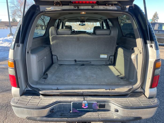 2006 gmc yukon-xl sl-1500-4wd with 260584 miles for sale near fridley, minnesota 4029c61b020c4a8685aeabd1972afa91.jpeg