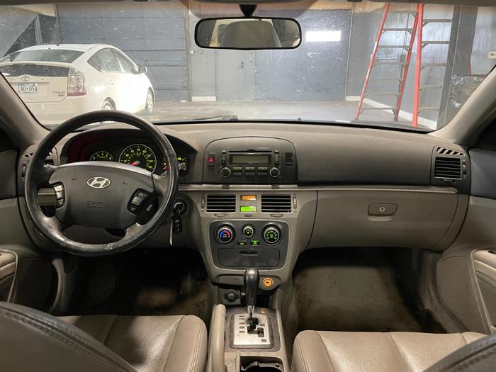 2006 hyundai sonata with 220404 miles for sale near elk-river, minnesota 402c5ebfded246d796d1f9f9b33ba15d.jpg