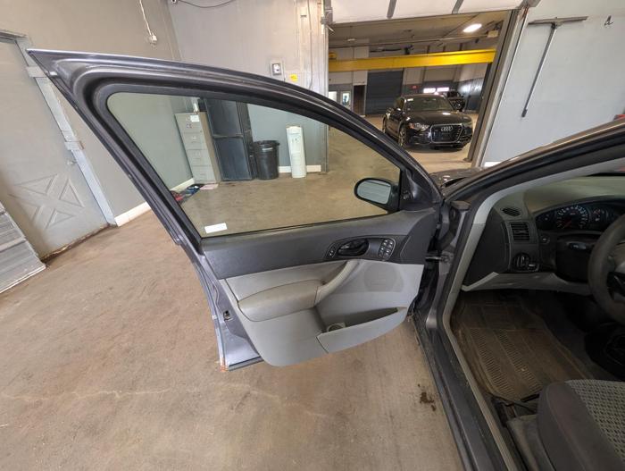 2007 ford focus zx4-s with 231653 miles for sale near elk-river, minnesota 40c8cfd842f84d23a71febd599d43021.jpg
