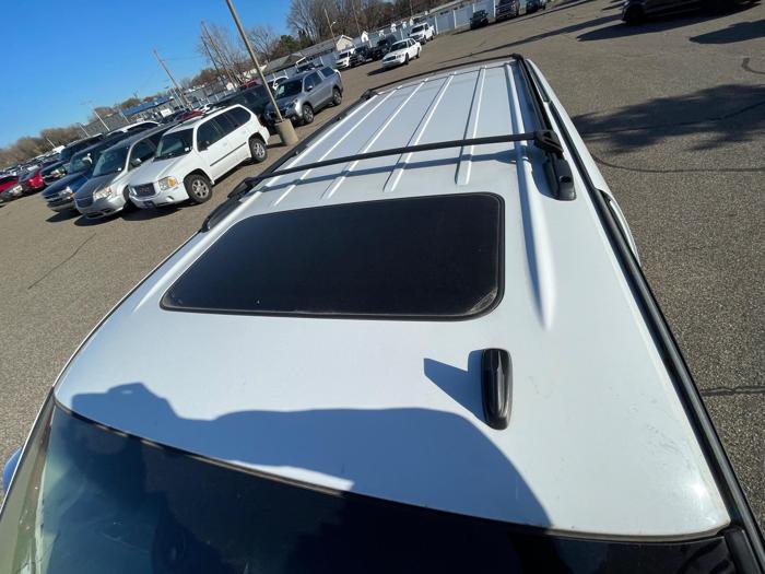 2007 chevrolet suburban lt1-1500-4wd with 255688 miles for sale near fridley, minnesota 40ddbf28d4f34bf5a295978455906b9c.jpeg