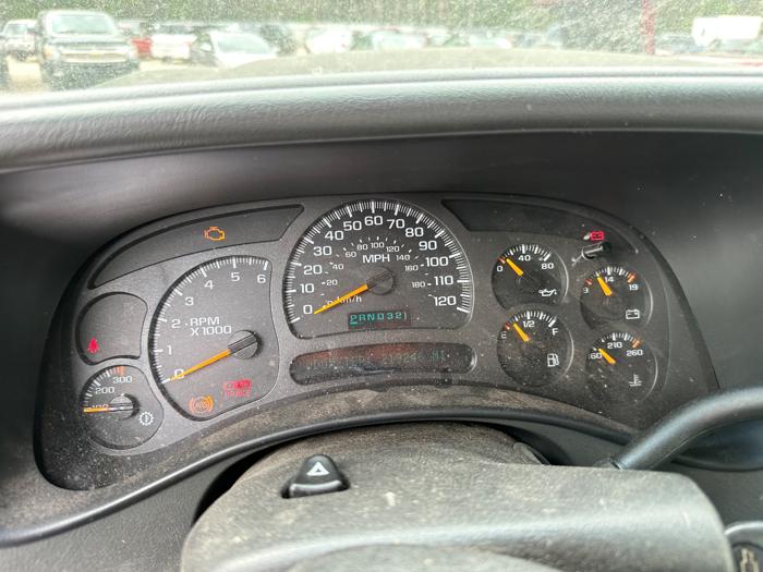 2004 chevrolet silverado-2500hd work-truck-crew-cab-short-bed-4wd with 219246 miles for sale near elk-river, minnesota 4165e6219a074abfa86e03ce734302f8.jpeg