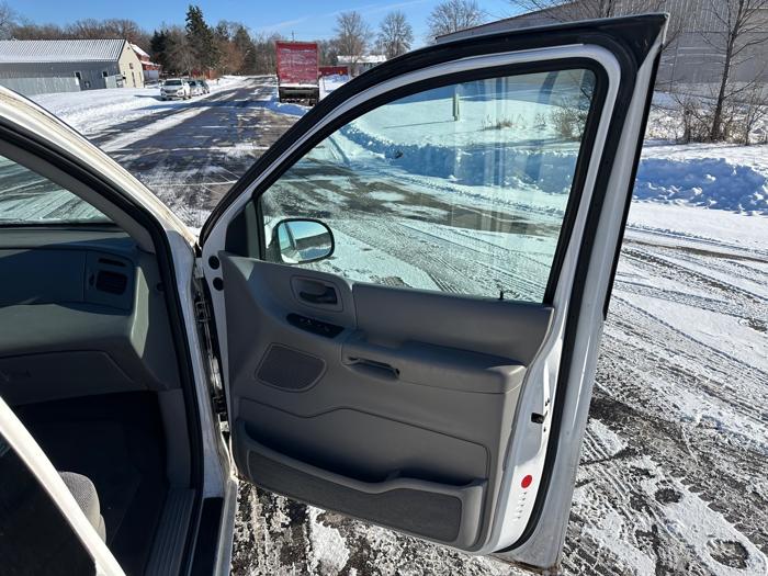 2003 ford windstar lx with 147052 miles for sale near elk-river, minnesota 4169b92846f94f1db0a5fae49f23c729.jpeg