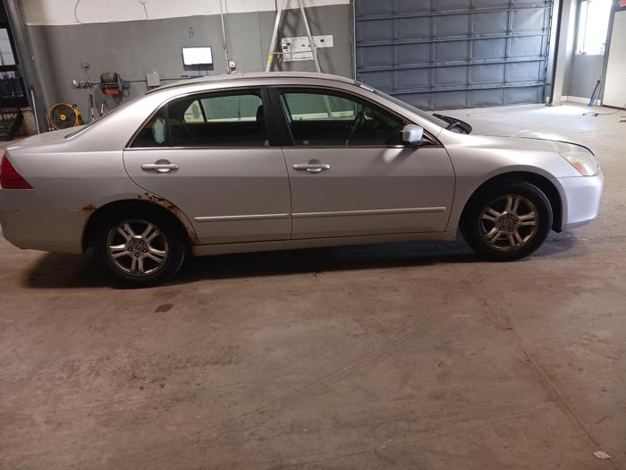 2006 honda accord lx-se-sedan-at with 168218 miles for sale near elk-river, minnesota 4184580baaee45fca9c6c266d6efc374.jpg