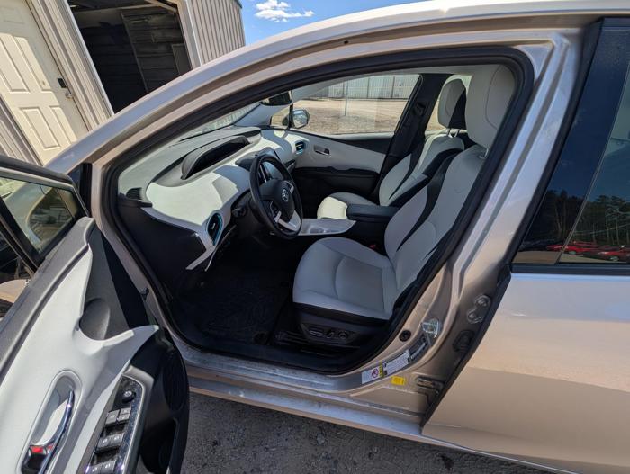 2018 toyota prius-prime plus with 44977 miles for sale near elk-river, minnesota 41a32f91be6442e7b86766792efb1cec.jpg