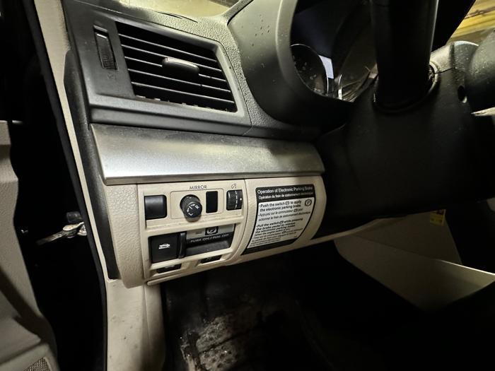 2010 subaru legacy 2.5i-premium with 139262 miles for sale near elk-river, minnesota 41b2f35d61b243ad8fd563cf78df5d39.jpeg