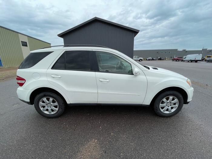 2007 mercedes-benz m-class ml350 with 185234 miles for sale near redwood-falls, minnesota 41ce4f59cc884aeca371ade46d0cc1a0.jpeg