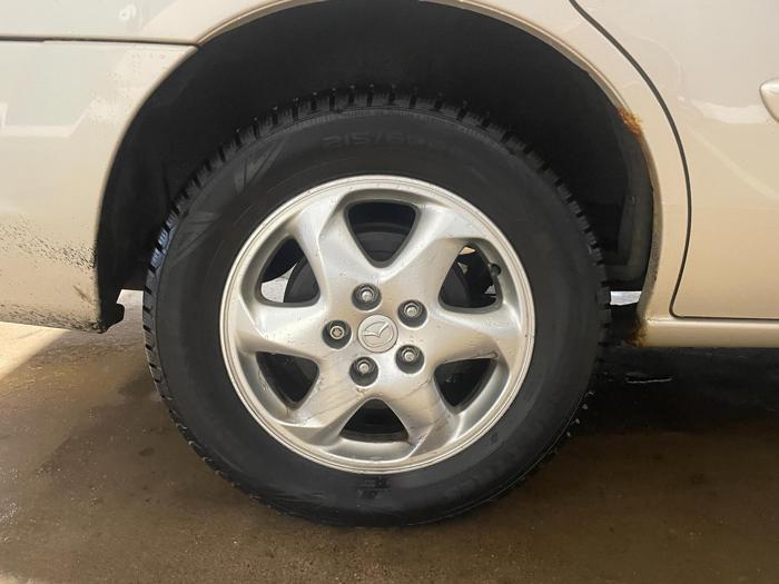 2001 mazda mpv with 106308 miles for sale near elk-river, minnesota 41e59b45c71f4549a0769c9275644b8c.jpg