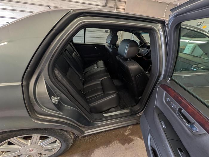2007 cadillac dts sedan with 138770 miles for sale near elk-river, minnesota 4221ac3dbd5440f5a0b761a725c3ec94.jpg