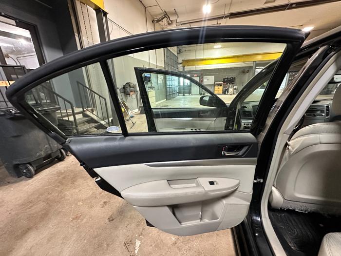 2010 subaru legacy 2.5i-premium with 139262 miles for sale near elk-river, minnesota 422978a9f84d42169315d498d89c8832.jpeg