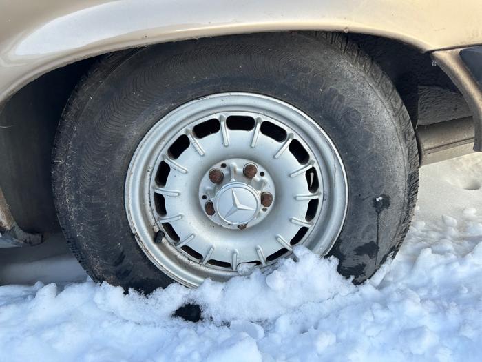 1983 mercedes-benz 380 sl with 104304 miles for sale near elk-river, minnesota 42464726cf7e454fb884d356b1a558c5.jpeg