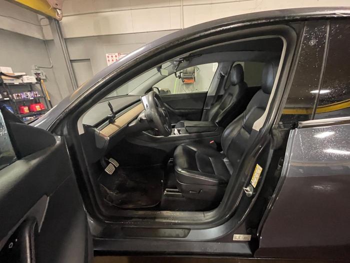 2020 tesla model-y performance with 142582 miles for sale near elk-river, minnesota 425b74761728445780f68a989daeb3c6.jpeg