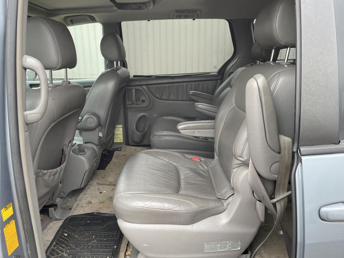 2004 toyota sienna xle with 284688 miles for sale near elk-river, minnesota 428e4af67a3d4286a4f249ac29808d9b.jpg