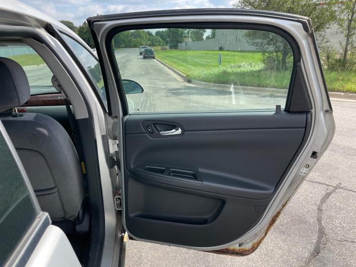 2006 chevrolet impala lt with 304924 miles for sale near elk-river, minnesota 42fd30f801f6421d8d91ef66e73baeb8.jpeg