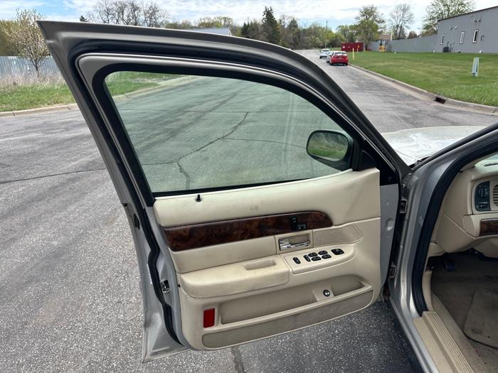 2007 mercury grand-marquis gs for sale near elk-river, minnesota 43069fb243cb49df87c309c0d7c6a0f6.jpeg