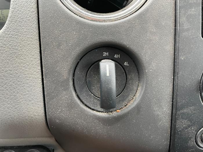 2006 ford f-150 fx4-supercab-5.5-ft-box with 123948 miles for sale near elk-river, minnesota 43098517cf8b4ee7903f888ce1c8ee4d.jpeg