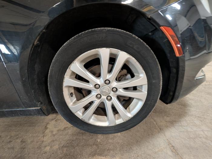 2016 chrysler 200 limited with 170995 miles for sale near elk-river, minnesota 430b3fc7a83f422c8a31312449e14d4e.jpg