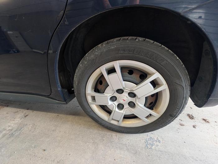 2009 pontiac vibe 2.4l with 157758 miles for sale near elk-river, minnesota 432e5ad073c1457fa4132657983ed961.jpg