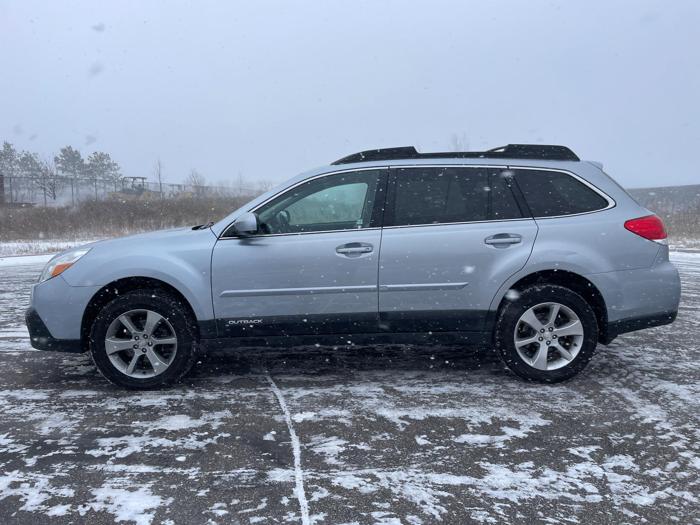 2013 subaru outback limited with 157132 miles for sale near elk-river, minnesota 4345e00e2de24eee9ec2b7ecd726a749.jpg