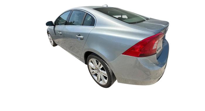 2012 volvo s60 t6-awd with 102795 miles for sale near elk-river, minnesota 438fd15bf1ed4b0d9ca8f919cfd6f979.jpg