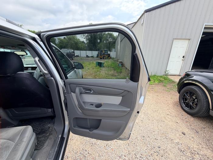 2014 gmc acadia sle-1-fwd with 214321 miles for sale near elk-river, minnesota 43aaebf4fff2492189479219752200d2.jpeg