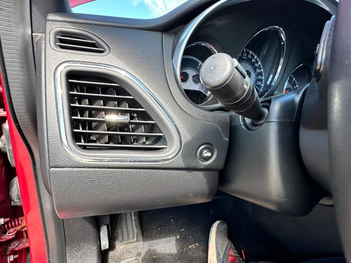 2013 chrysler 200 touring with 151493 miles for sale near elk-river, minnesota 43ba8bf3d8ea445c9a0d18c862c8d743.jpeg