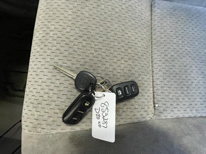 2004 toyota camry le with 277900 miles for sale near elk-river, minnesota 43d431df38af4a2a977096af3e007263.jpeg