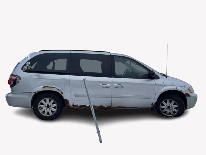 2007 chrysler town-and-country base-lx with 190974 miles for sale near elk-river, minnesota 43da15e3e57a495e9dac8583162d97e4.jpg