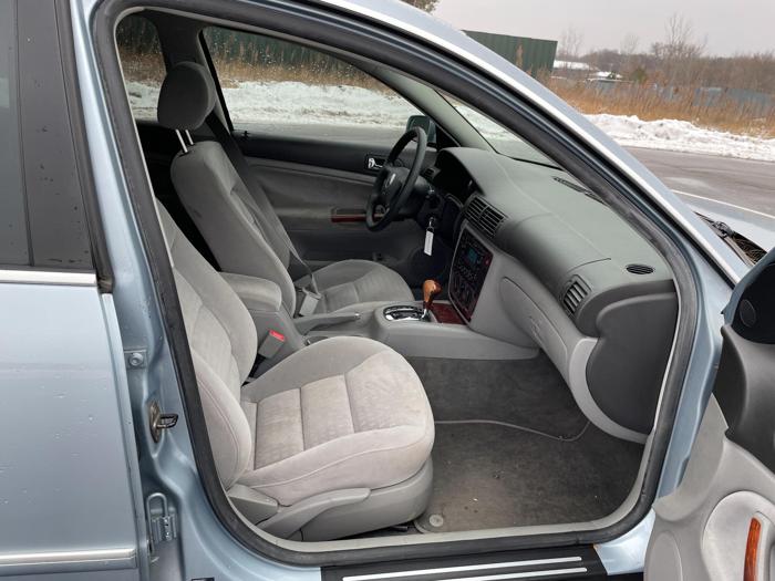 2003 volkswagen passat gls with 58237 miles for sale near elk-river, minnesota 4421e8478d07408393c6757d1ab9970e.jpg