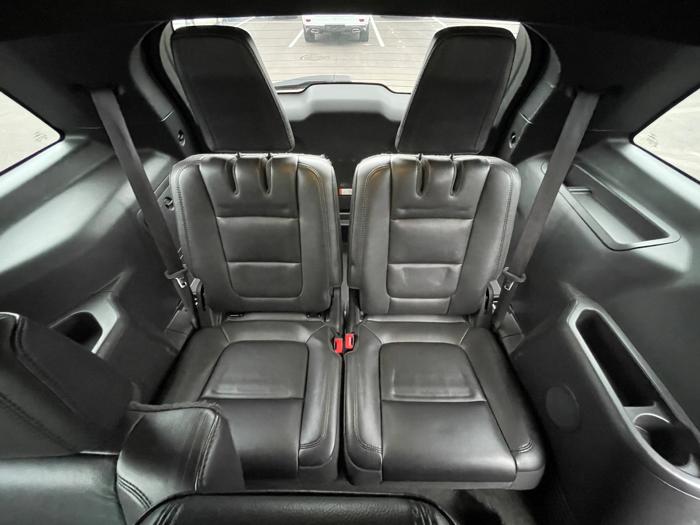 2013 ford explorer xlt-4wd with 131280 miles for sale near rochester, minnesota 445fc8e96786409bbc502e2b4ed4b698.jpeg