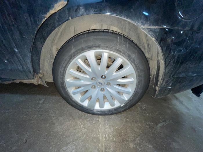 2010 ford fusion-hybrid sedan with 283267 miles for sale near elk-river, minnesota 44d62d17f46e471193b35bea72fafb87.jpeg