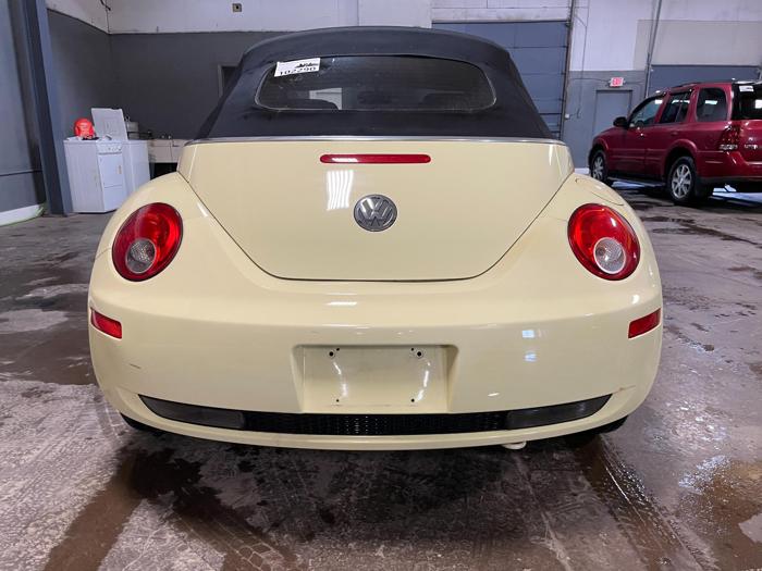 2006 Volkswagen New Beetle