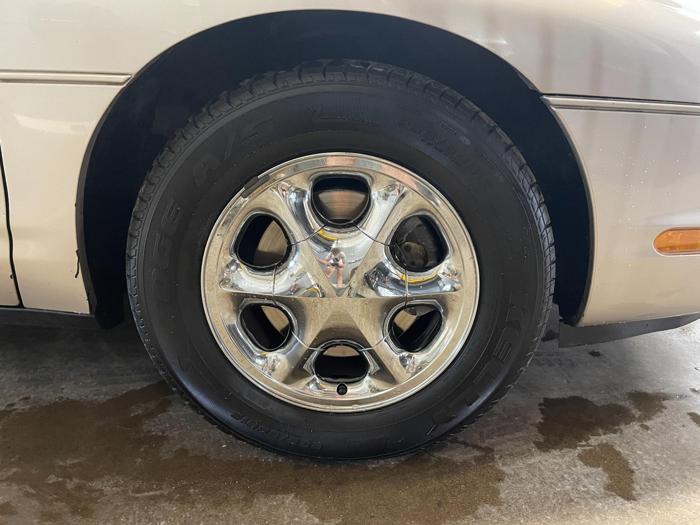 1998 Oldsmobile Aurora