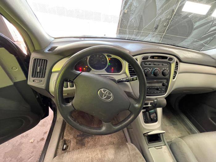 2005 toyota highlander limited-v6-2wd with 268564 miles for sale near elk-river, minnesota 45430ec83bcf4bc0ac28bb373b3a4e7c.jpeg