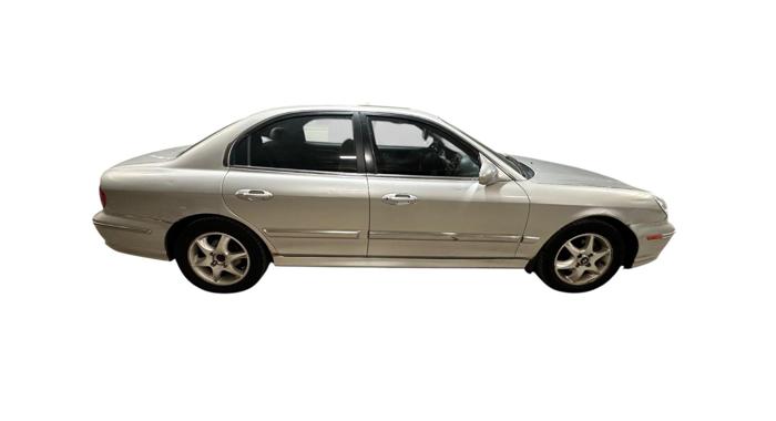 2005 hyundai sonata gls with 113871 miles for sale near elk-river, minnesota 4544dc3720a74a5aa08130abbd183a55.jpg