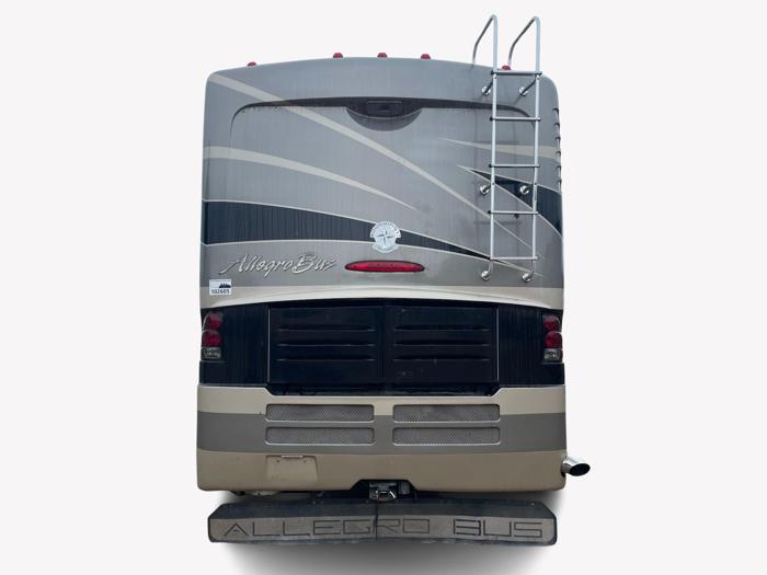2006 freightliner x-line-motorhome - with 27483 miles for sale near elk-river, minnesota 454813e4060b4f9f88994a30baccb4ae.jpg