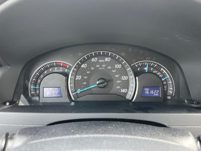 2012 toyota camry se with 161622 miles for sale near elk-river, minnesota 457694aa76e24328bf69d87d735d902c.jpeg